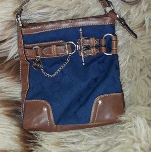 Shoulder bag